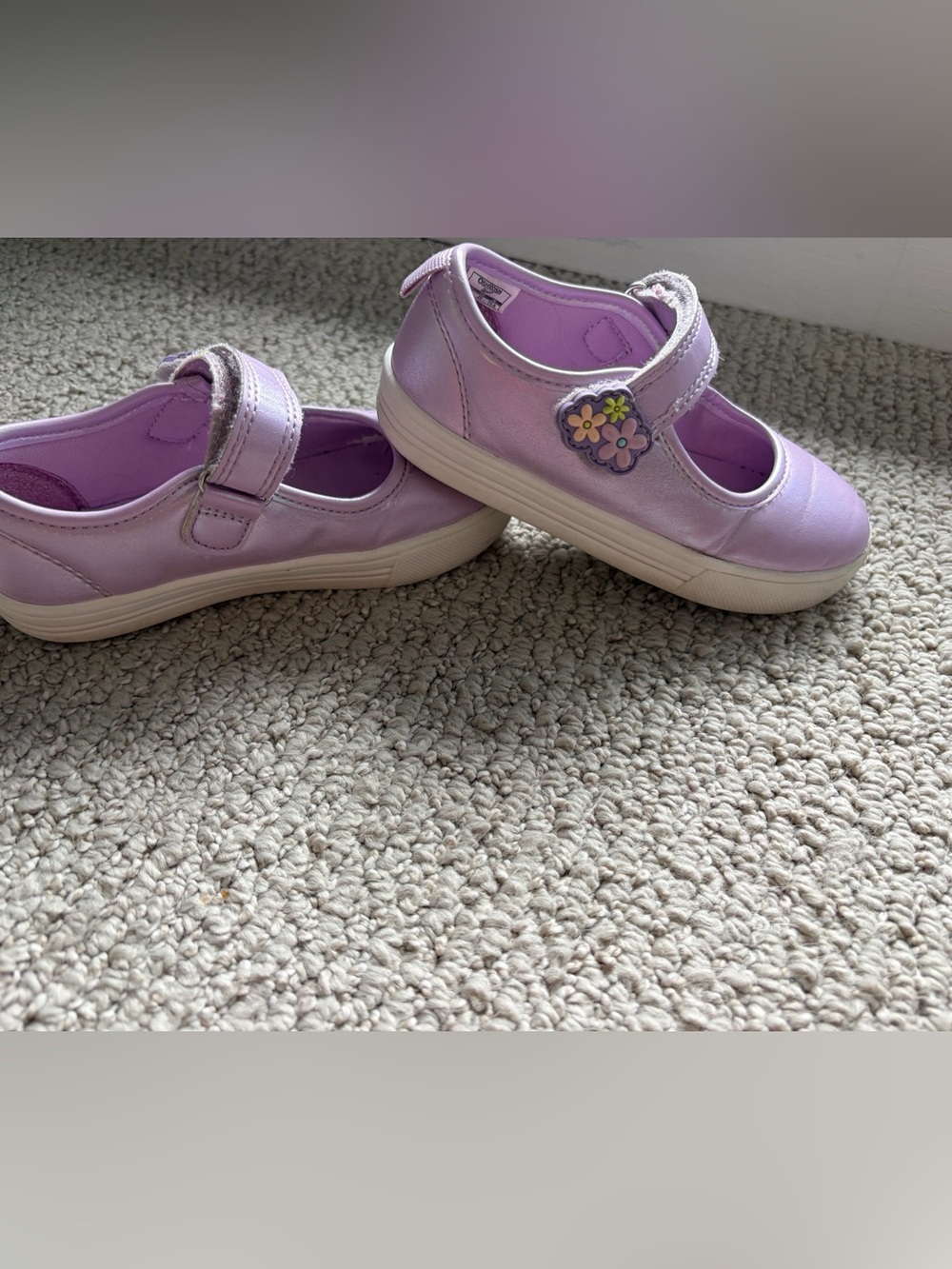 OshKosh B'gosh Lilac Slip-On Kids Sneakers with Flower Decor